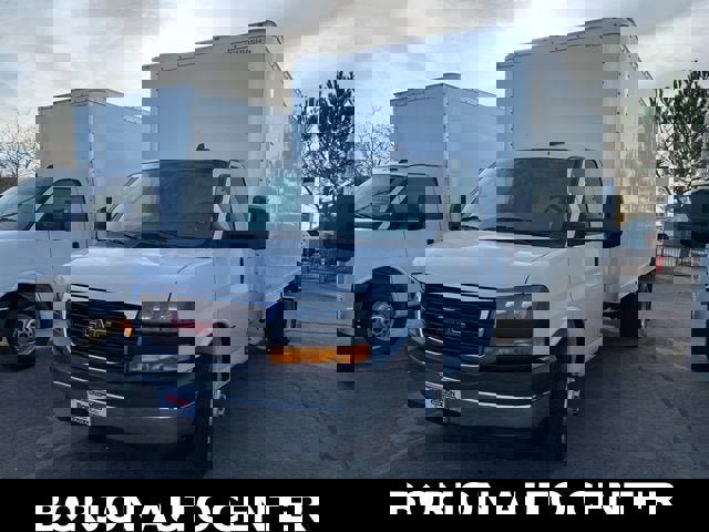 New 2024 GMC Savana 3500 Extended w/ Power Convenience Package