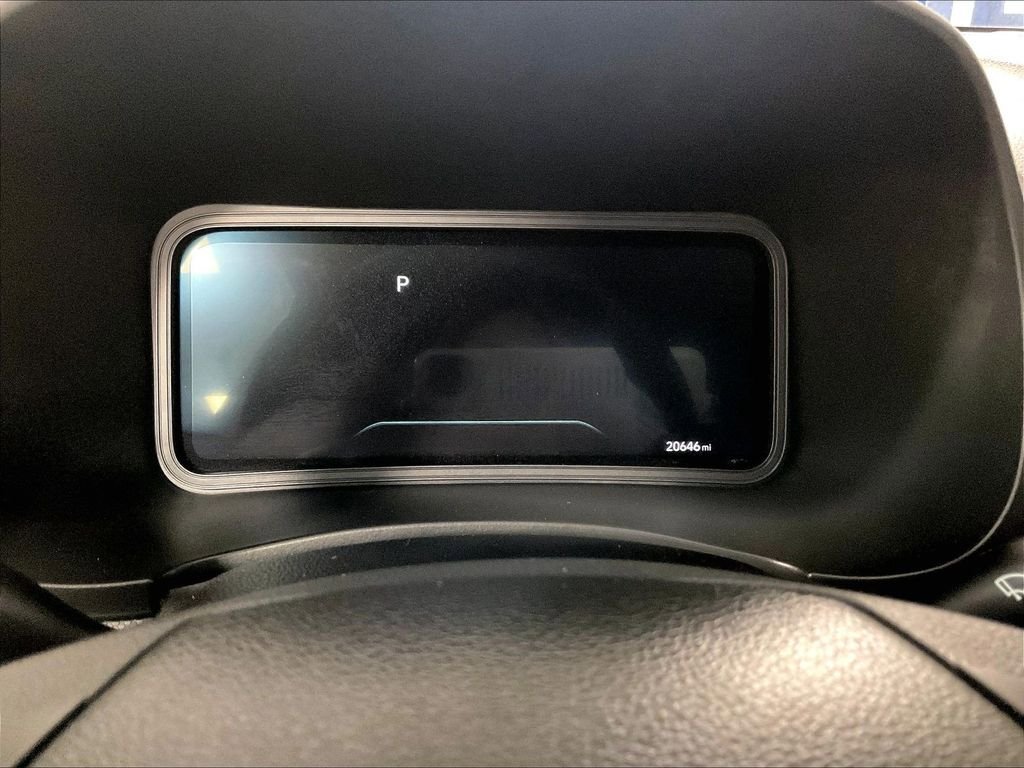 Used 2023 Hyundai Kona SE w/ Cargo Package FWD image 24