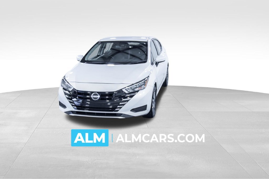 Used 2025 Nissan Versa SV FWD image 1