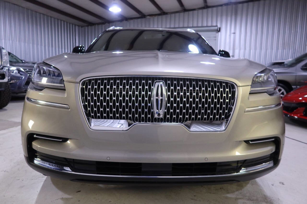 Used 2023 Lincoln Aviator Reserve w/ Equipment Group 201A image 8
