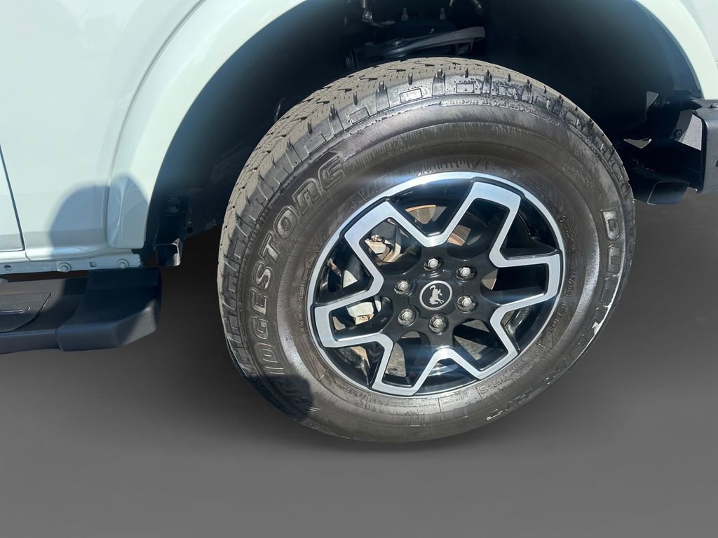 Used 2024 Ford Bronco Outer Banks image 16