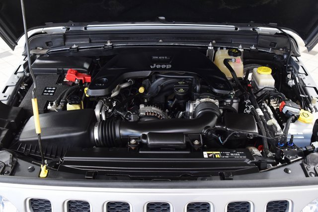 Used 2018 Jeep Wrangler Unlimited Sahara image 30