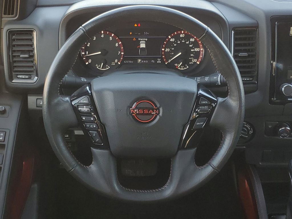 Used 2024 Nissan Frontier PRO-4X image 27
