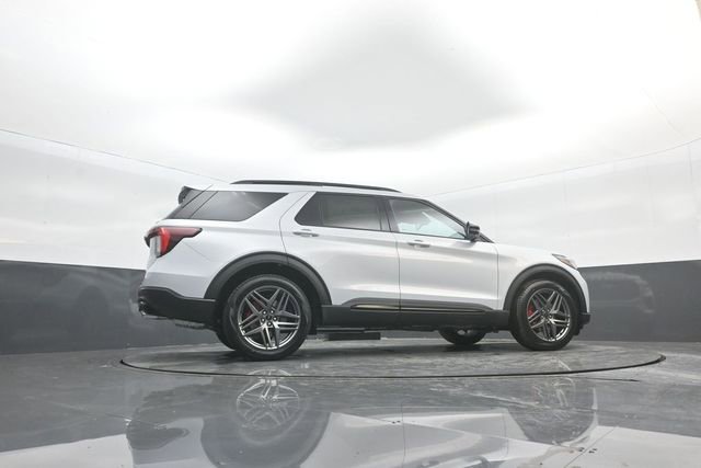New 2026 Ford Explorer ST AWD/4WD image 35