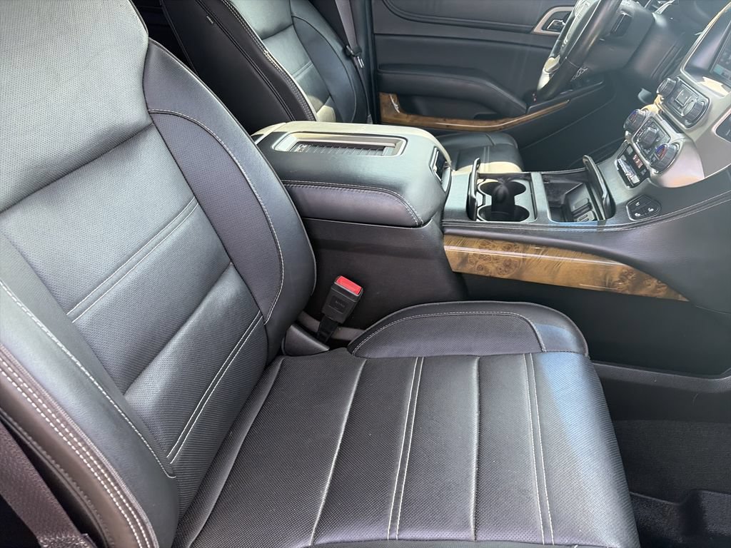 Used 2017 GMC Yukon XL Denali w/ Open Road Package AWD/4WD image 36