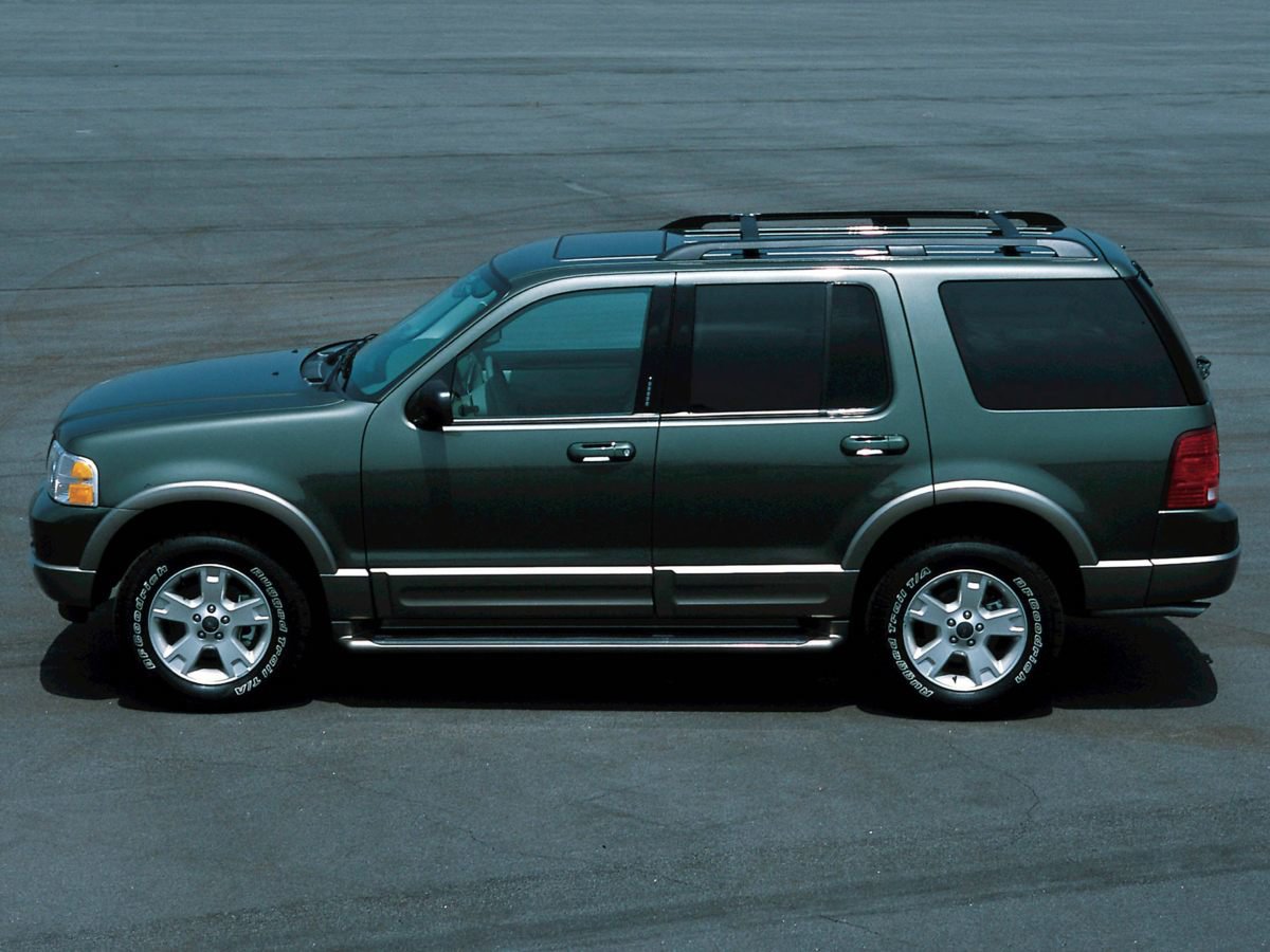 Used 2004 Ford Explorer XLT AWD/4WD image 1