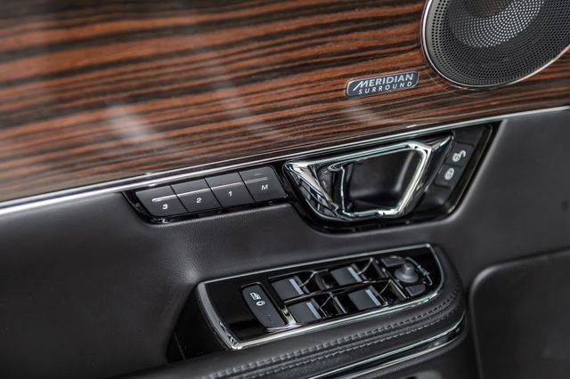 Used 2019 Jaguar XJ R-Sport image 50