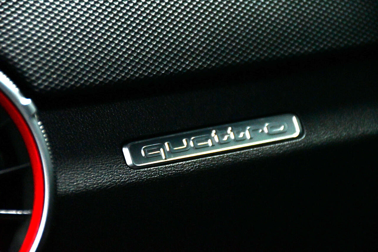 Used 2019 Audi TT RS w/ Technology Package image 35