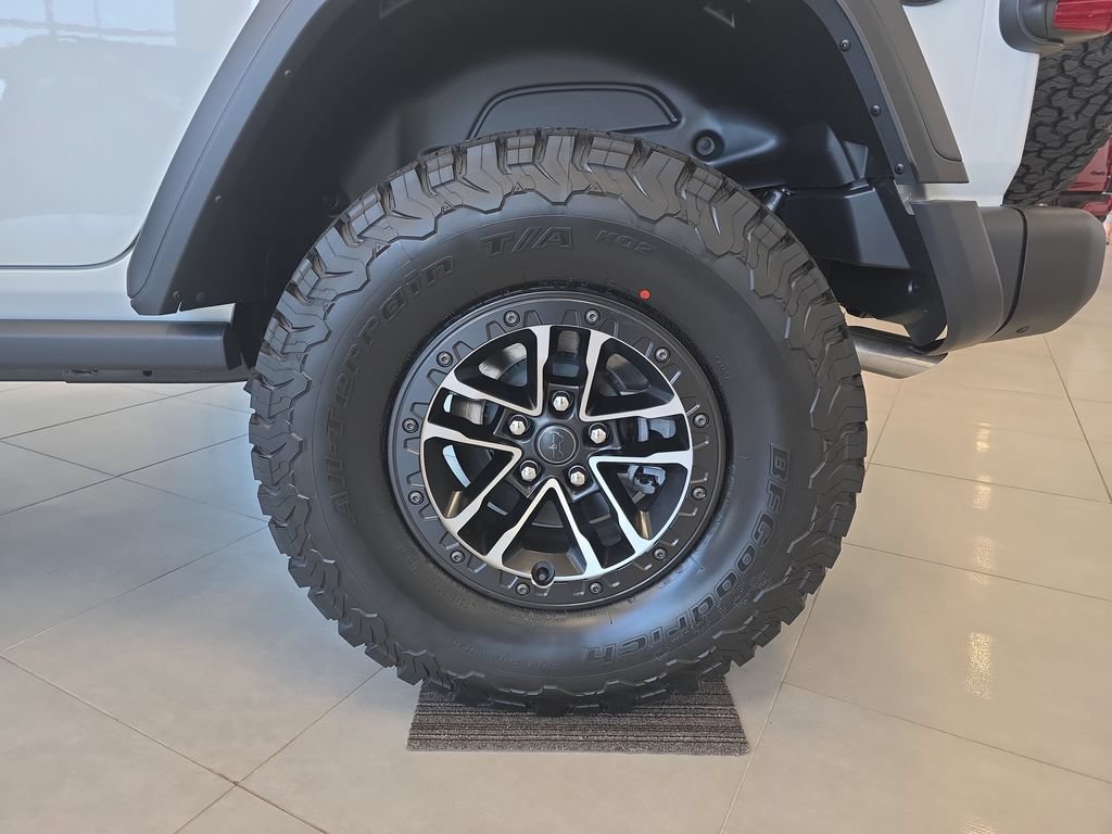 New 2026 Jeep Wrangler Unlimited Rubicon 392 w/ Quick Order Package 27X Moab AWD/4WD image 32