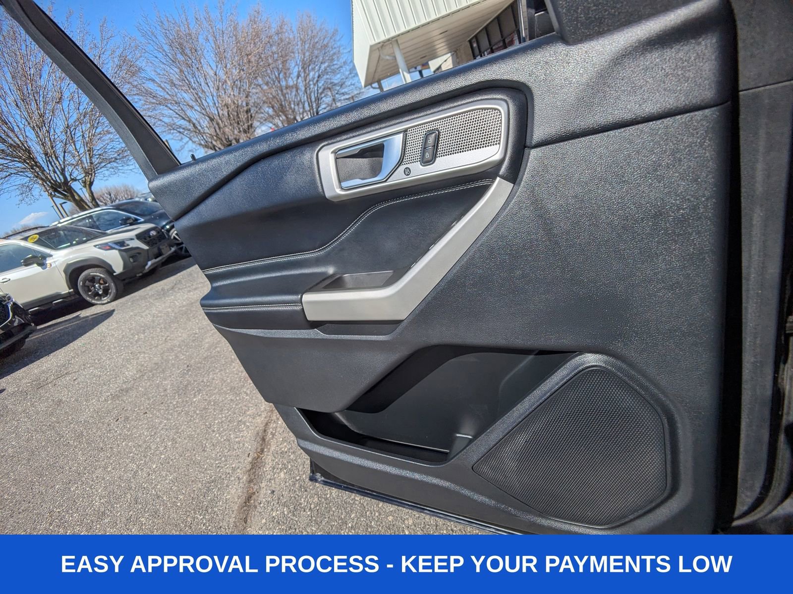 Used 2022 Ford Explorer Limited image 37