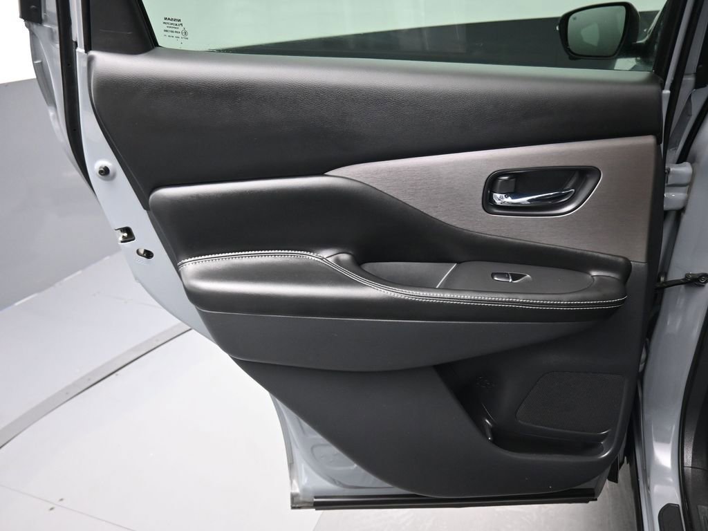 Used 2022 Nissan Murano SL w/ Cargo Package image 29