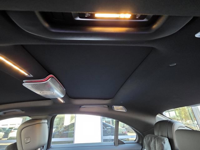 Used 2024 Mercedes-Benz S 580 4MATIC Sedan image 11