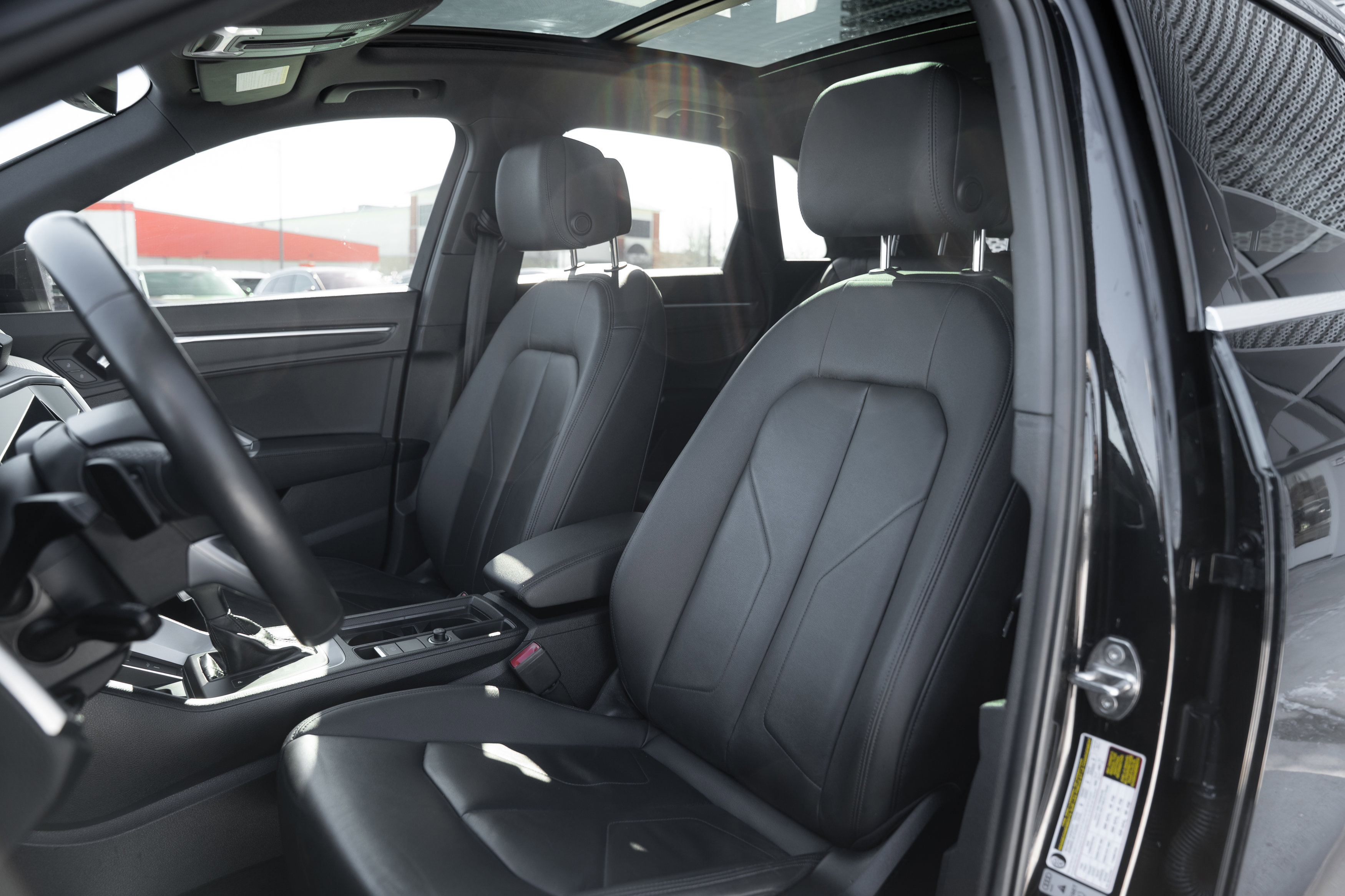 Certified 2023 Audi Q3 2.0T Premium Plus w/ Premium Plus Package image 21