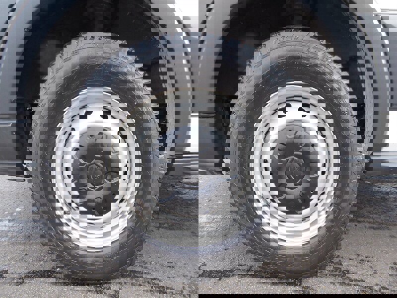 Used 2015 Ford Transit 350 XL image 26