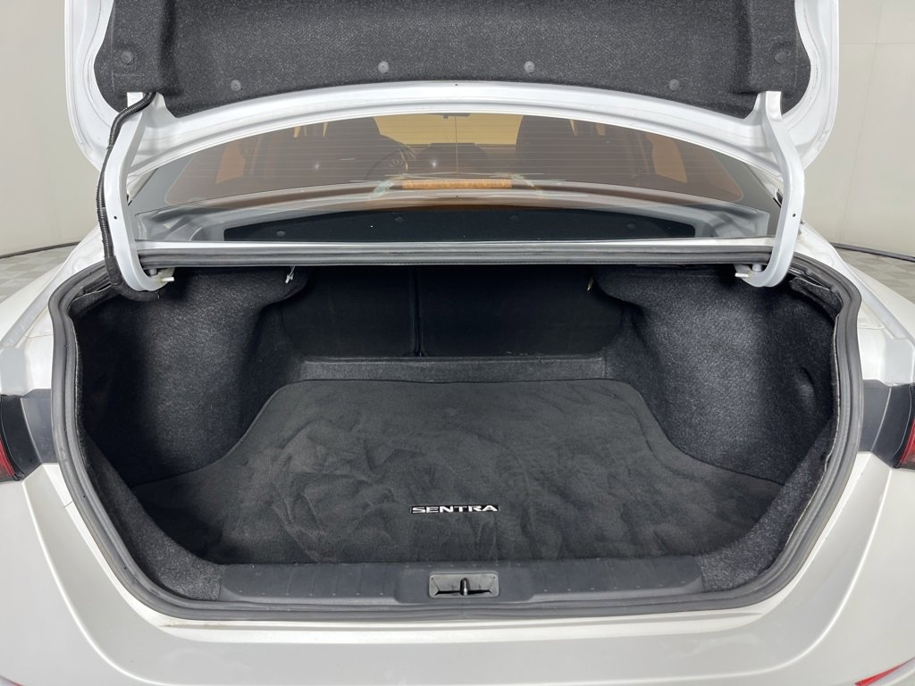 Used 2020 Nissan Sentra SR image 25