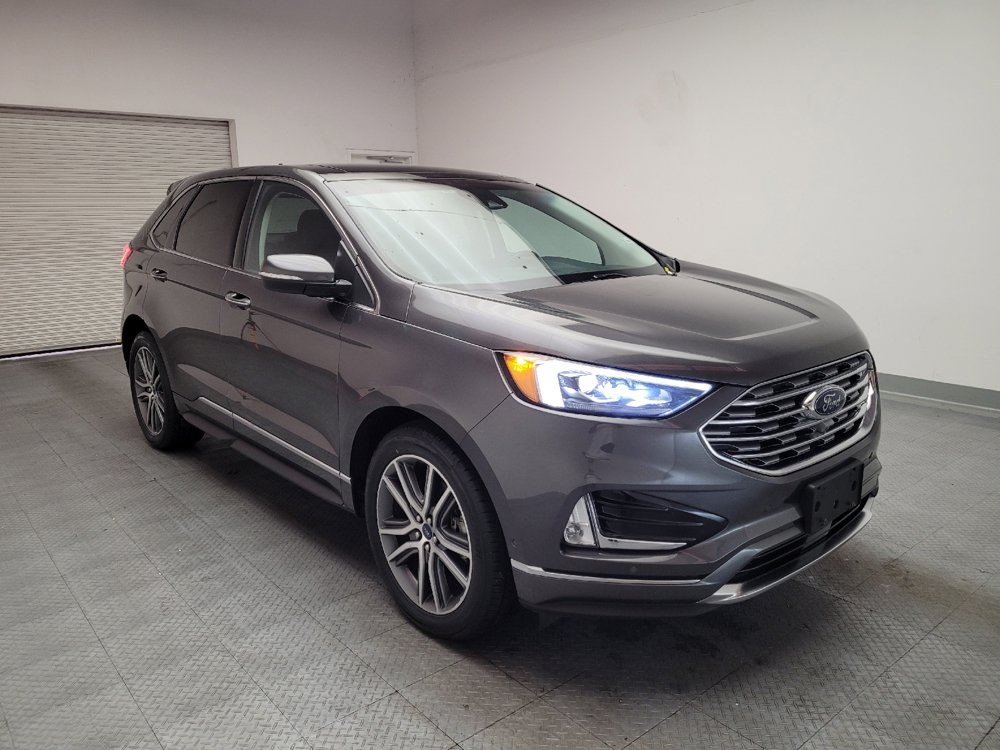 Used 2019 Ford Edge Titanium w/ Equipment Group 301A AWD/4WD image 13