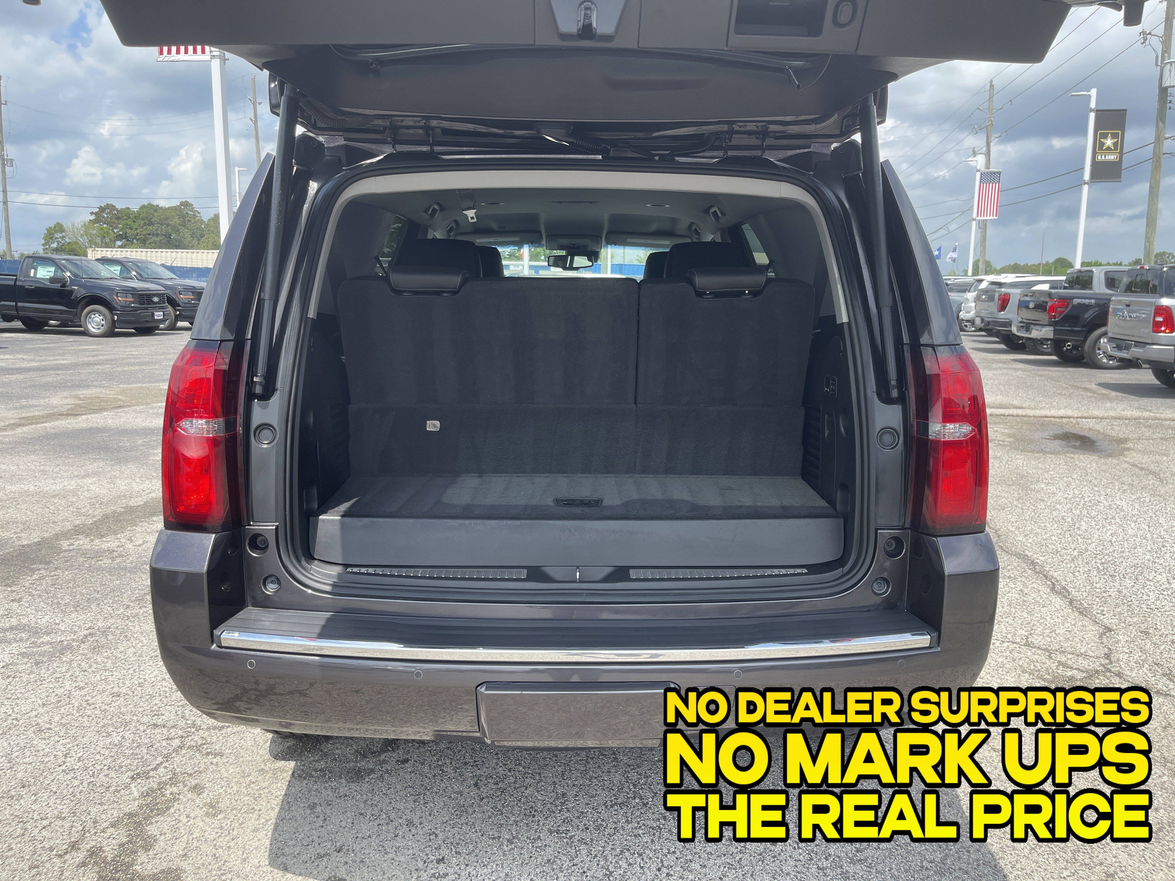 Used 2018 Chevrolet Tahoe Premier RWD image 5