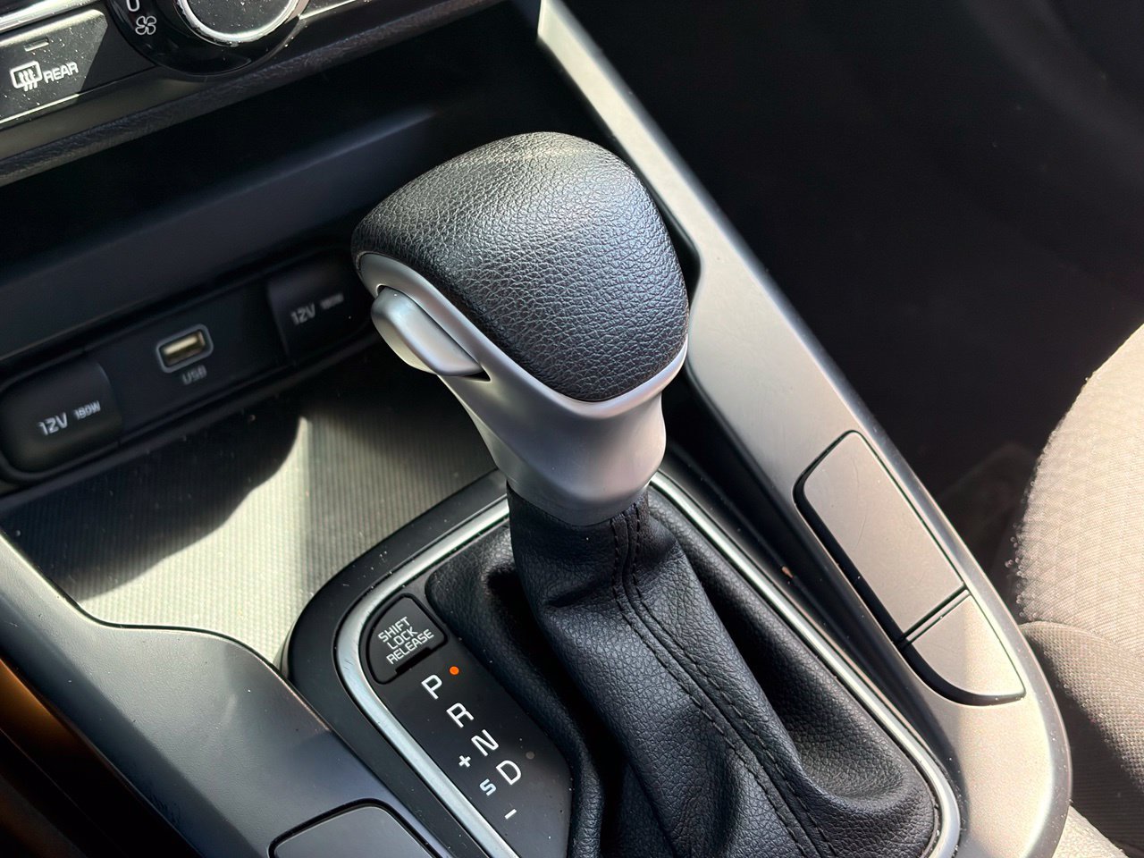Used 2023 Kia Soul LX w/ Option Group 015 FWD image 8