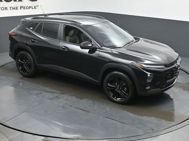 New 2026 Chevrolet Trax ACTIV w/ Sunroof Package FWD image 16