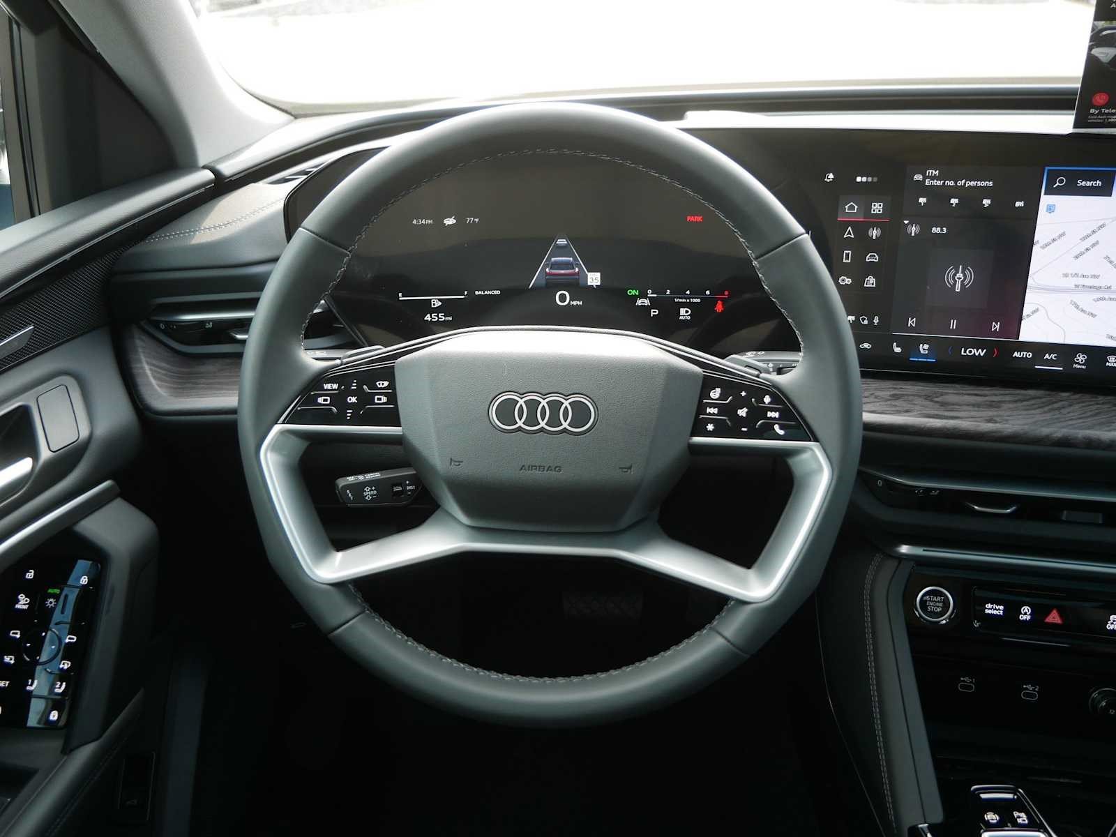 Used 2025 Audi Q5 Premium Plus w/ Premium Plus AWD/4WD image 11