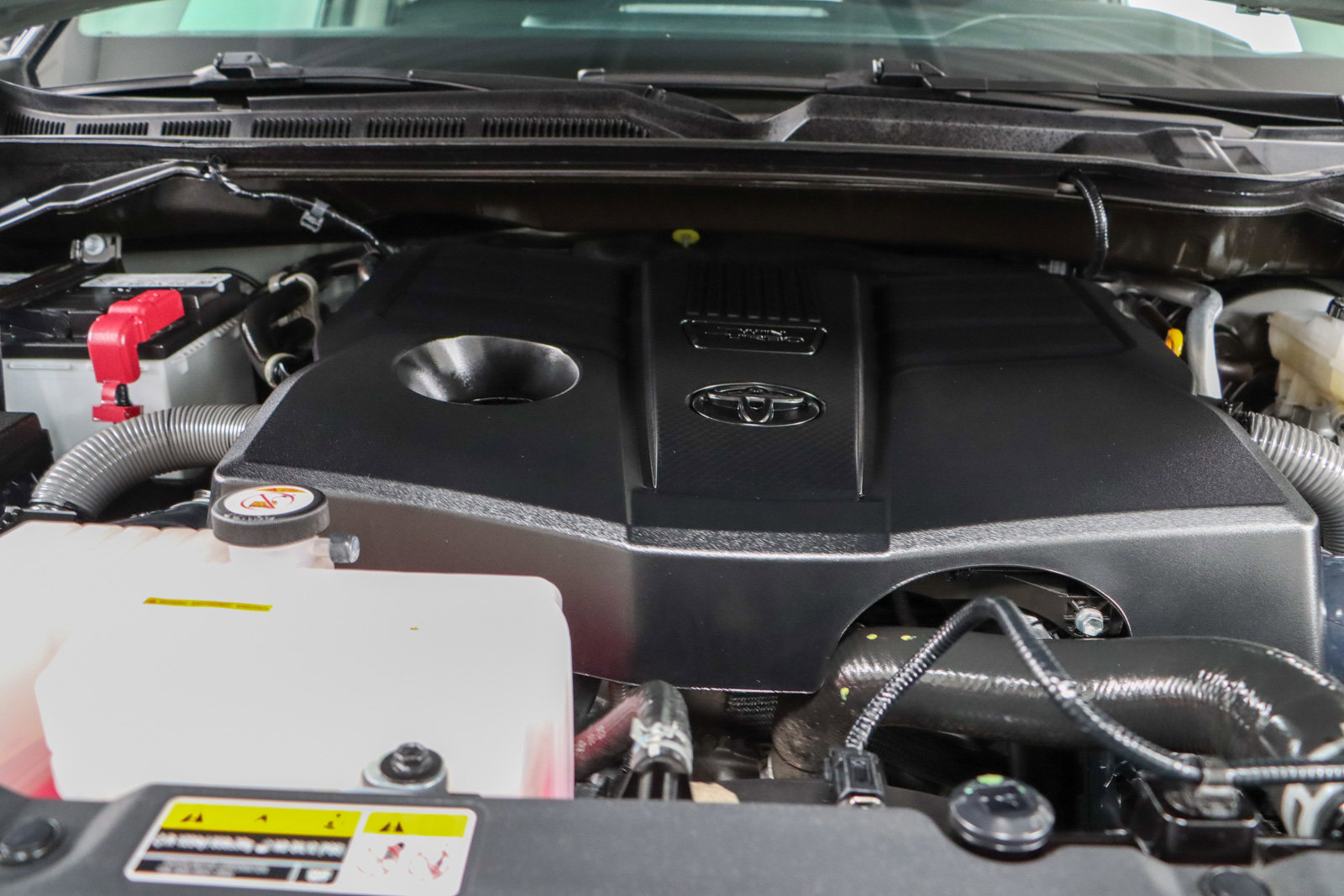 Used 2024 Toyota Tundra SR5 w/ TRD Off-Road Package image 31