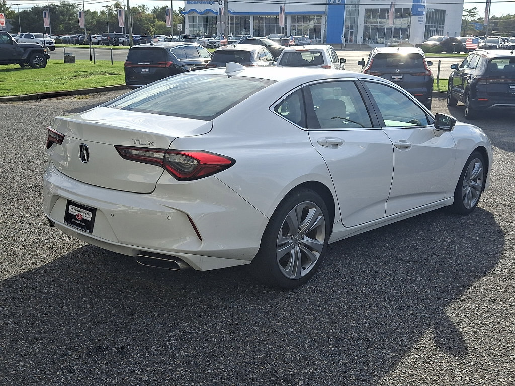 Used 2021 Acura TLX w/ Technology Package FWD image 4