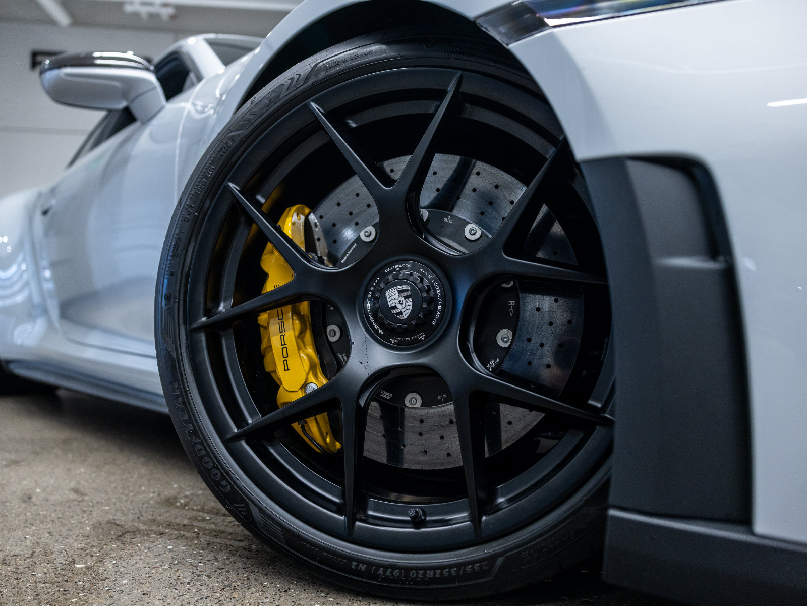 Certified 2026 Porsche 911 GT3 w/ Lightweight Package In Black RWD image 19