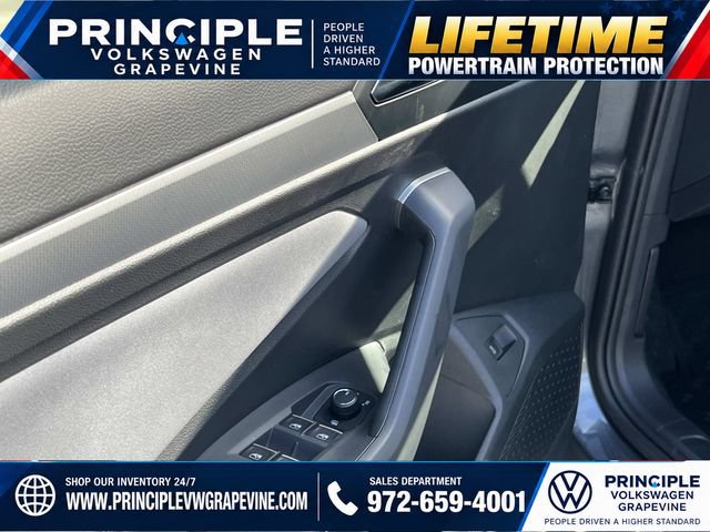 New 2026 Volkswagen Jetta SE FWD image 10