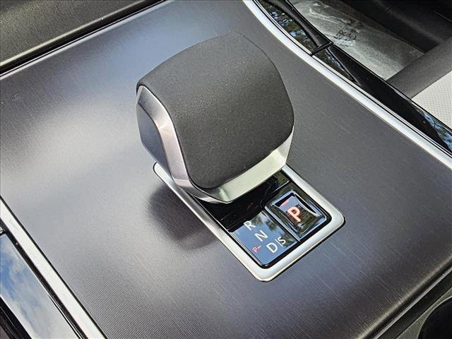 New 2026 Land Rover Range Rover Velar Dynamic SE image 15