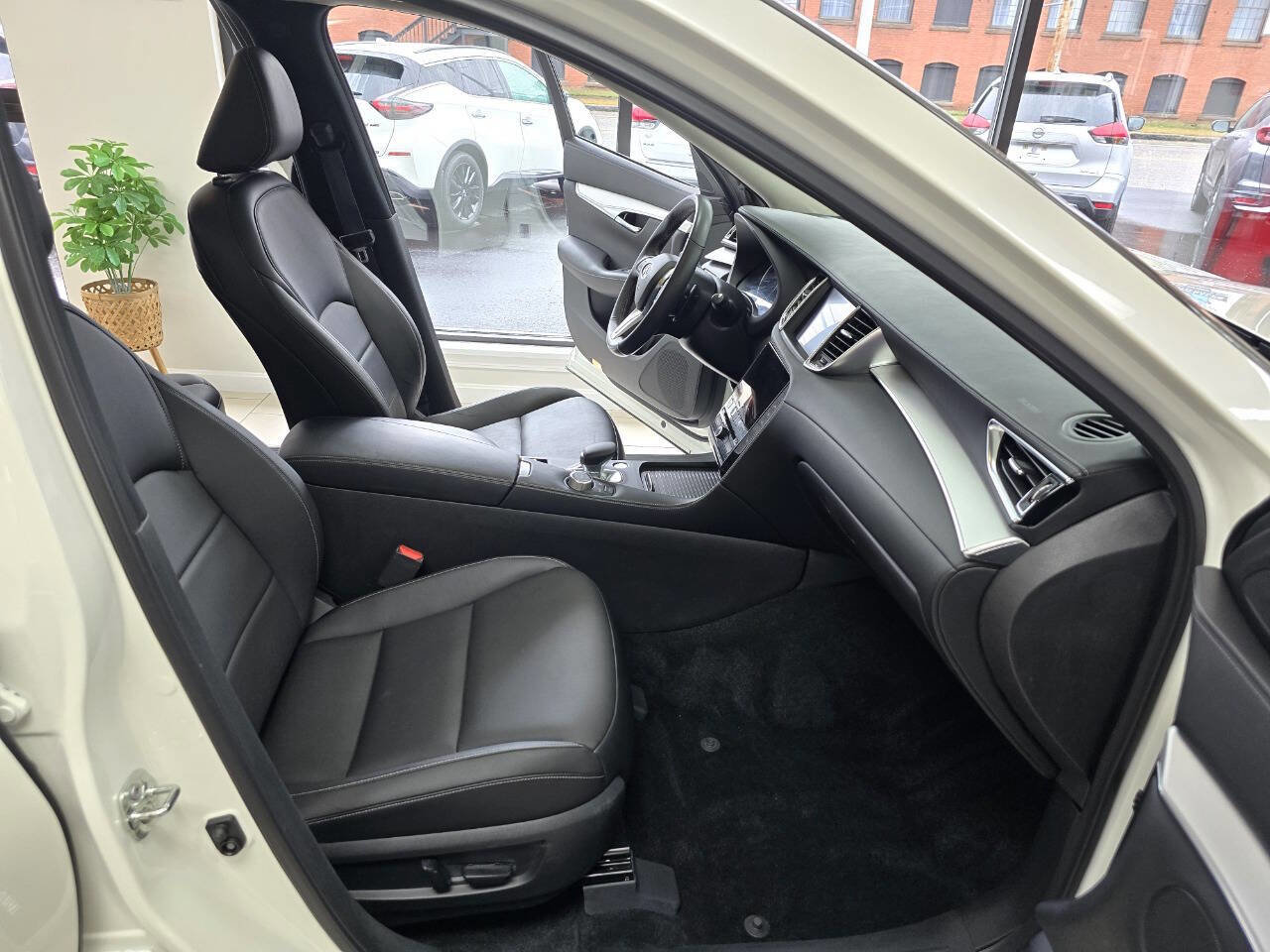 Used 2021 INFINITI QX50 Luxe w/ Cargo Package image 26