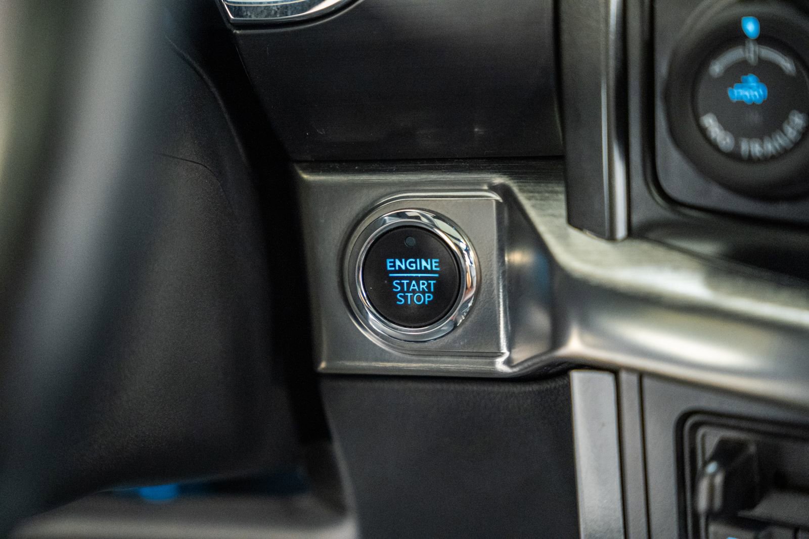 Certified 2023 Ford F150 Lariat w/ Equipment Group 502A High image 36