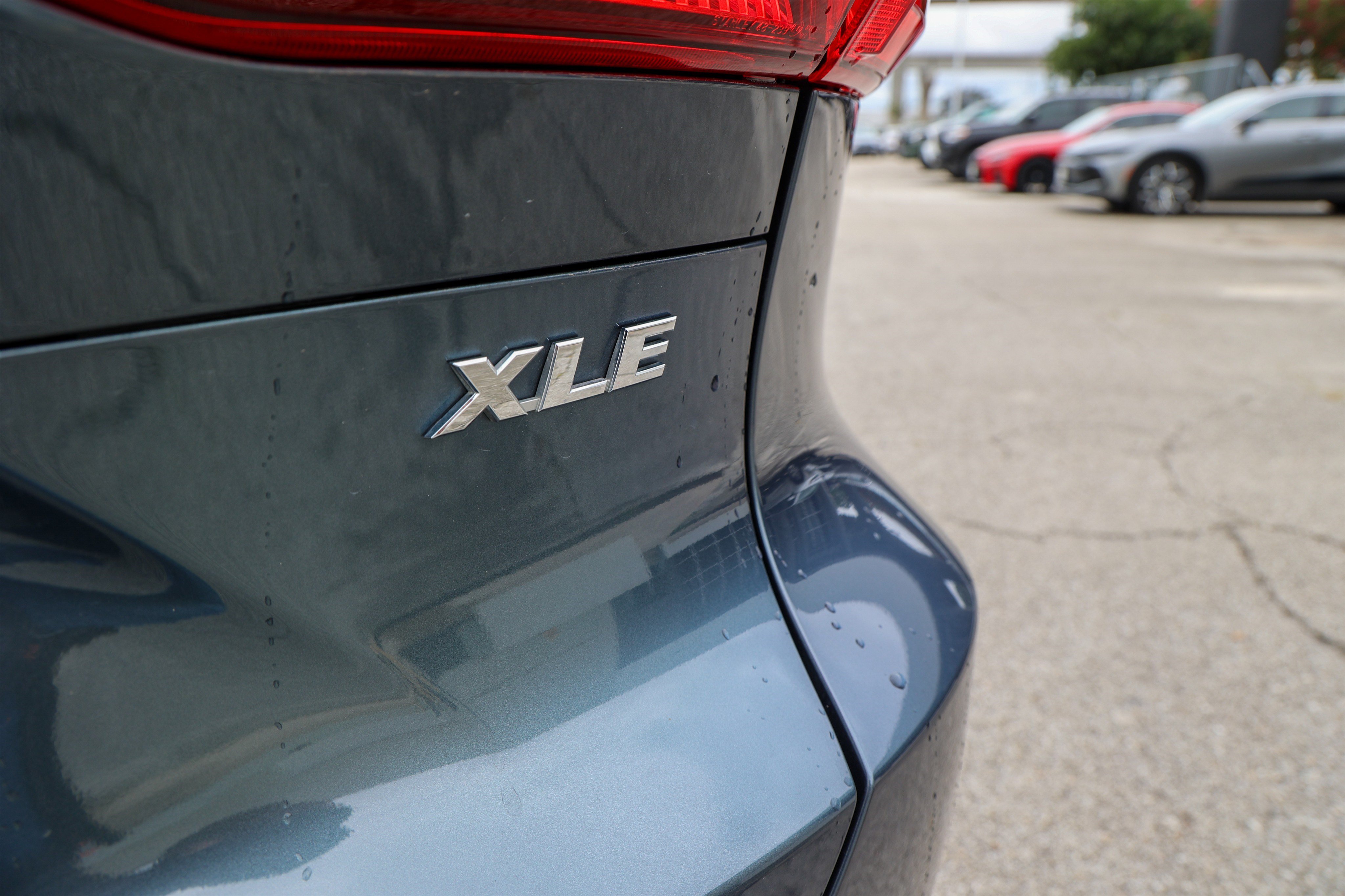 Certified 2024 Toyota Venza XLE AWD/4WD image 25