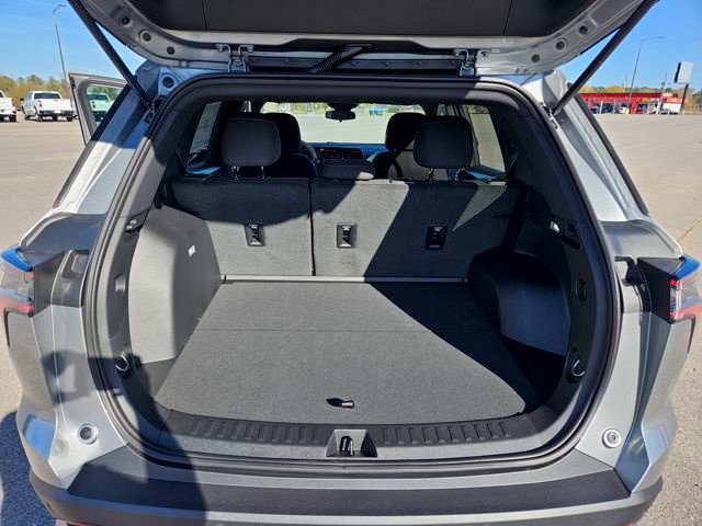 New 2026 Chevrolet Equinox LT FWD image 23