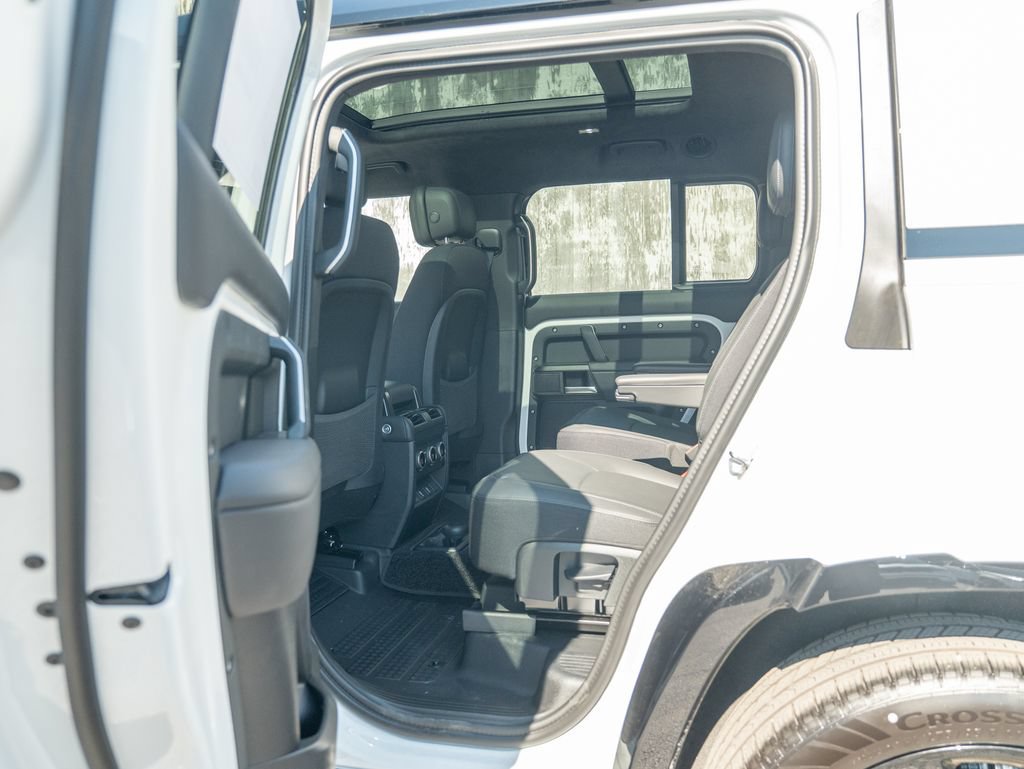 New 2026 Land Rover Defender 130 V8 AWD/4WD image 21