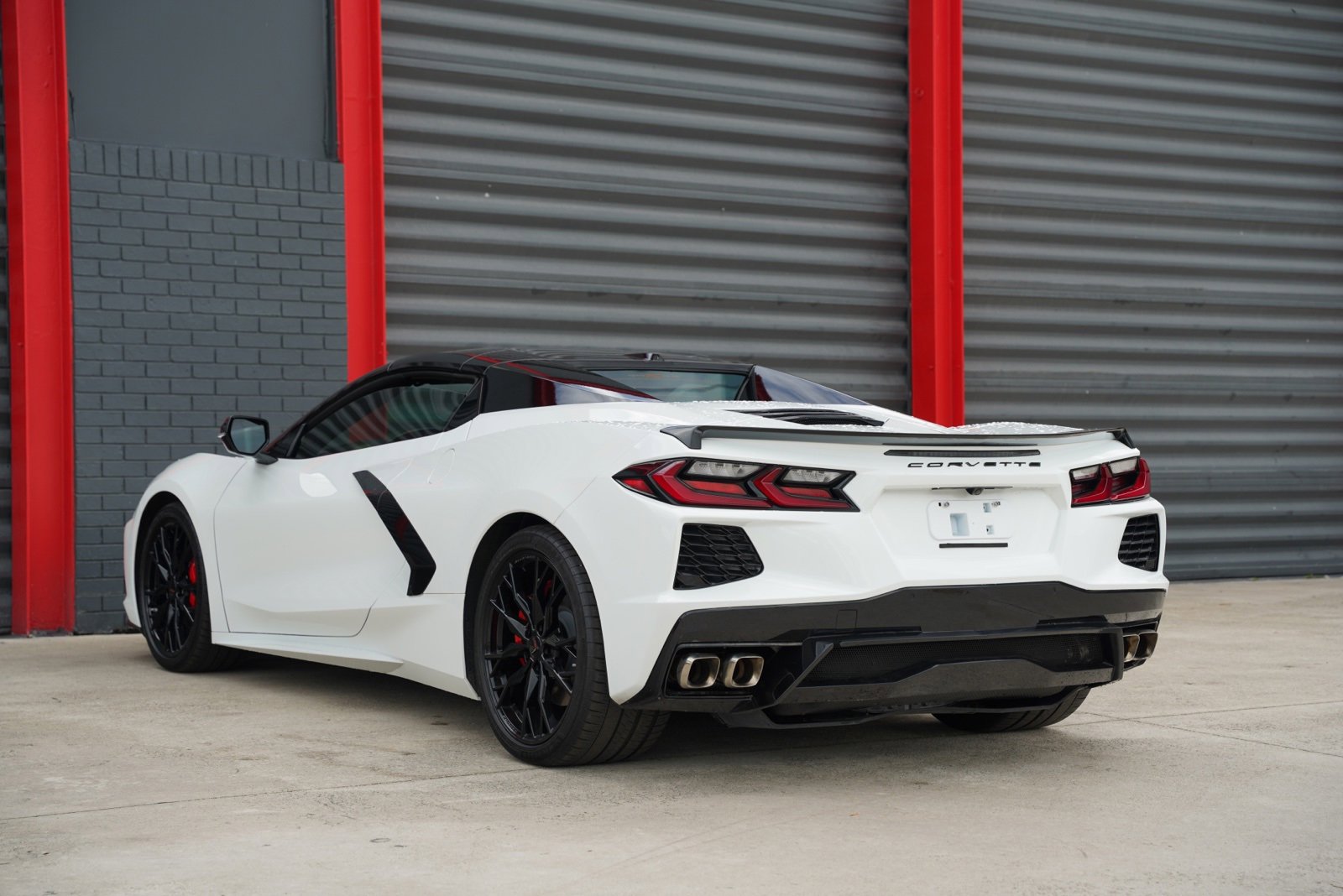 Used 2023 Chevrolet Corvette Stingray Convertible w/ 1LT image 3