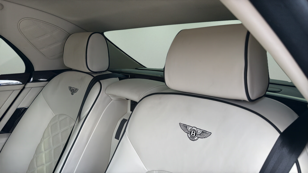 Used 2013 Bentley Mulsanne RWD image 25