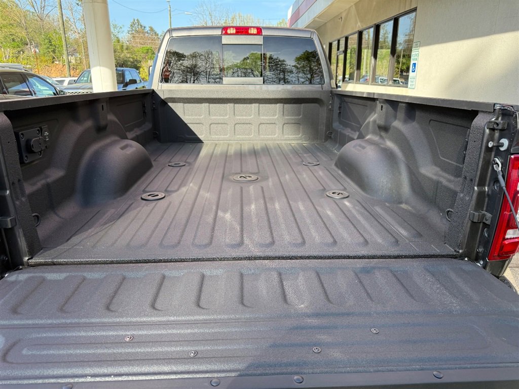 Used 2024 RAM 3500 Big Horn w/ Level 2 Equipment Group image 15