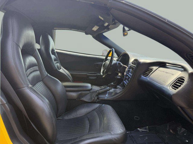Used 2003 Chevrolet Corvette Convertible w/ Preferred Equipment Group1 RWD image 21