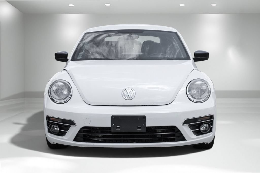 Used 2018 Volkswagen Beetle 2.0T S FWD image 4