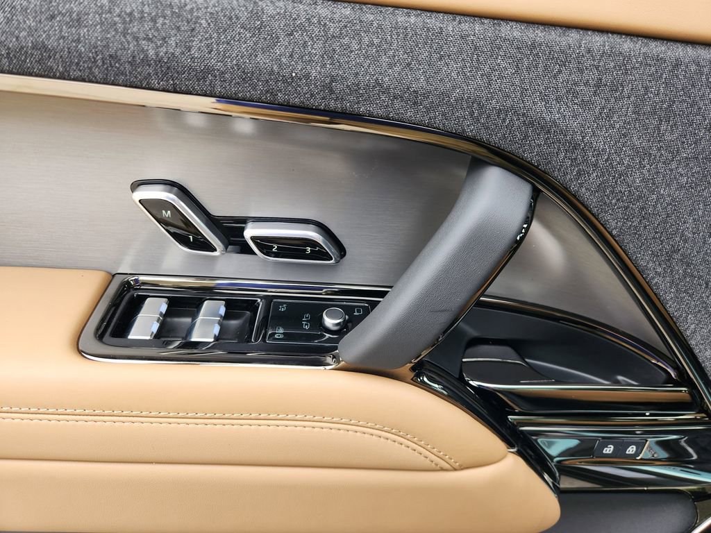 New 2026 Land Rover Range Rover Sport SE AWD/4WD image 19