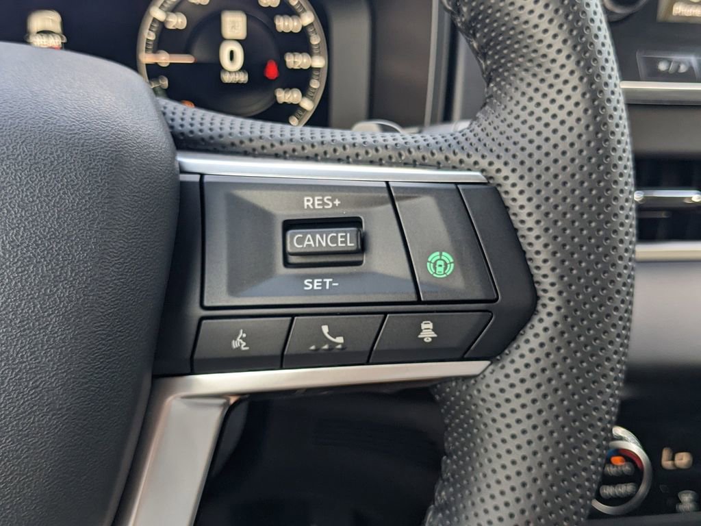New 2025 Mitsubishi Outlander SE image 29