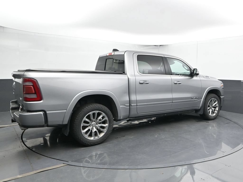 Used 2022 RAM 1500 Limited w/ Body-Colour Bumper Group AWD/4WD image 3