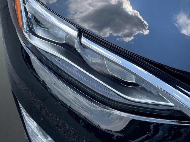 Used 2024 Chevrolet Malibu LT image 4