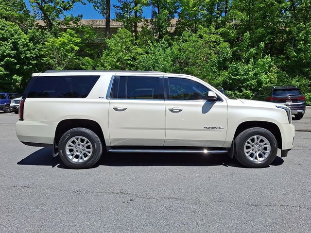 Used 2015 GMC Yukon XL SLT w/ Open Road Package AWD/4WD image 9