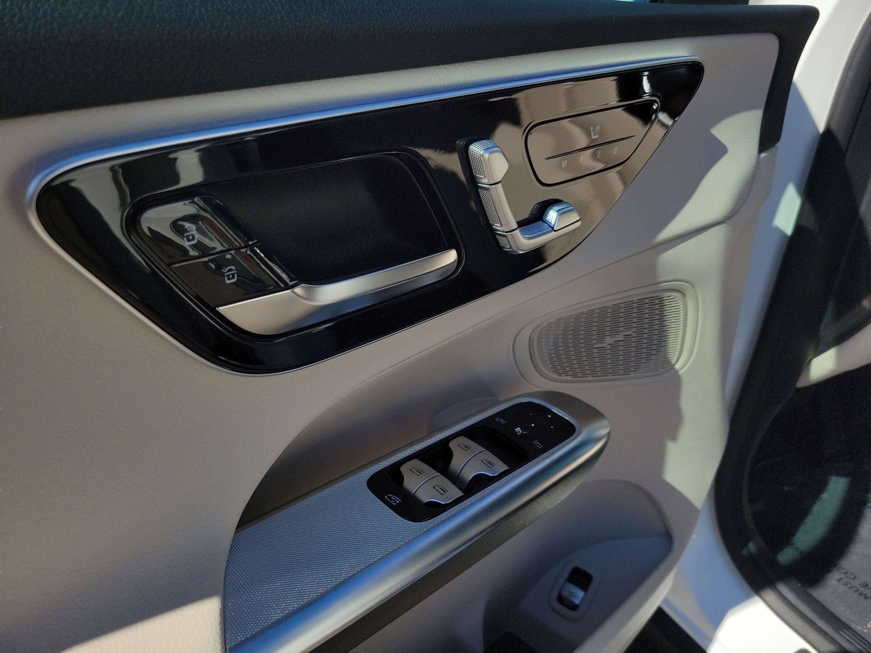 Certified 2026 Mercedes-Benz GLC 300 image 13