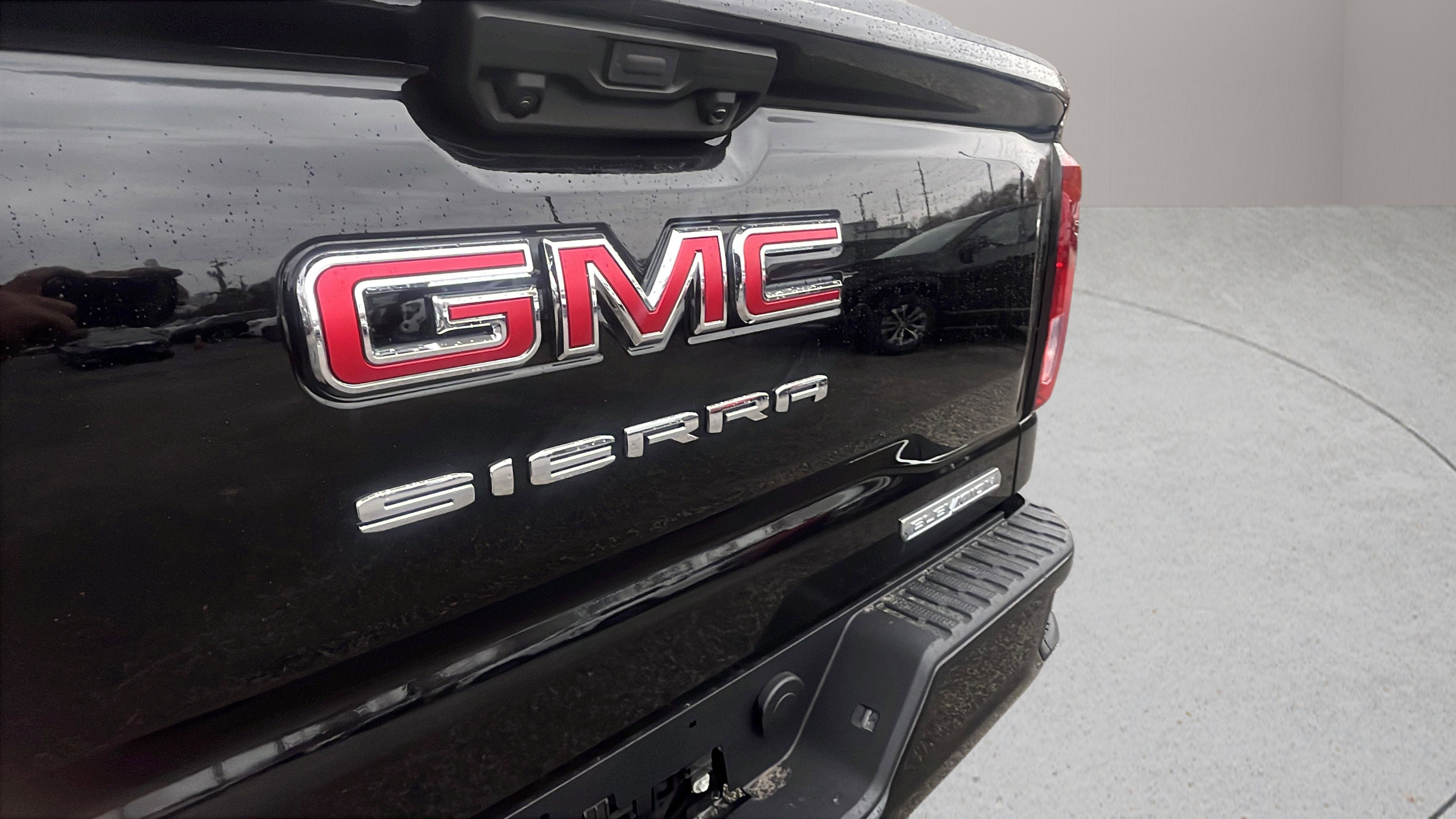 New 2026 GMC Sierra 1500 Elevation image 10