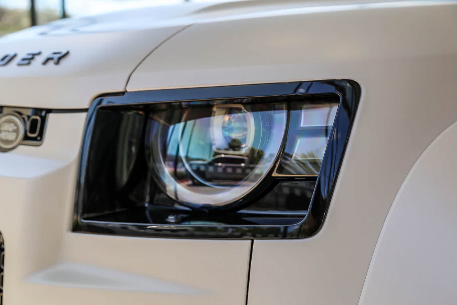 New 2026 Land Rover Defender 110 OCTA AWD/4WD image 12