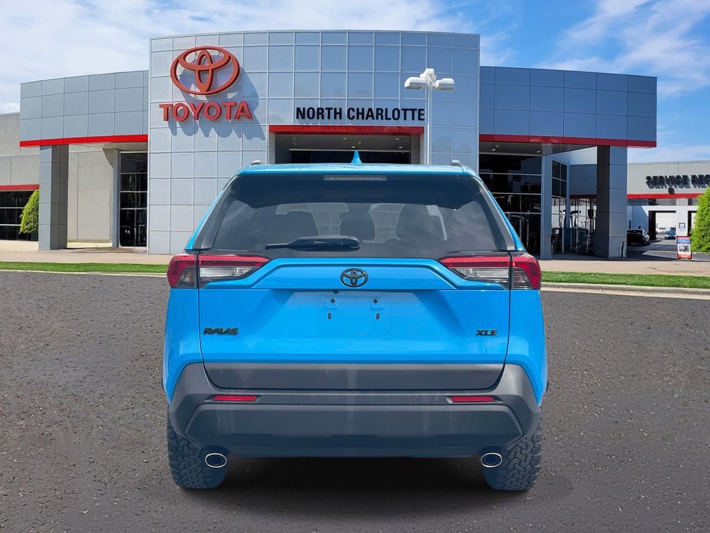 Used 2019 Toyota RAV4 XLE image 5