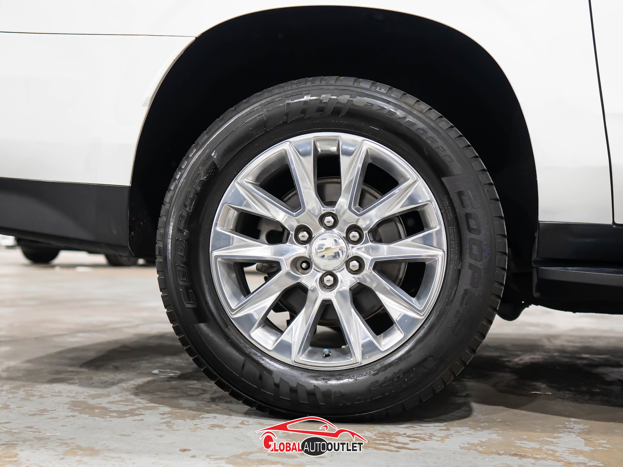 Used 2021 Chevrolet Suburban Premier RWD image 11