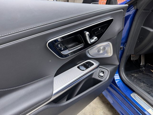 Certified 2024 Mercedes-Benz CLE 300 4MATIC Coupe image 11